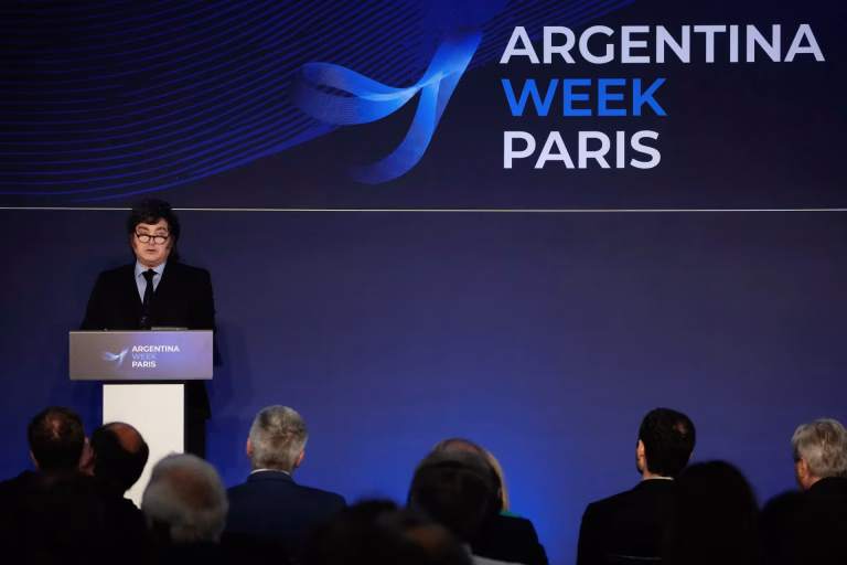 Gobierno de Milei en Argentina pone en venta la ciudadanía por 350.000 dólares