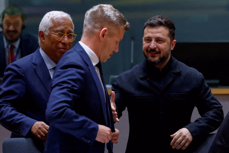 Ucrania aprueba ley clave para minoría húngara y allana su camino hacia la Unión Europea