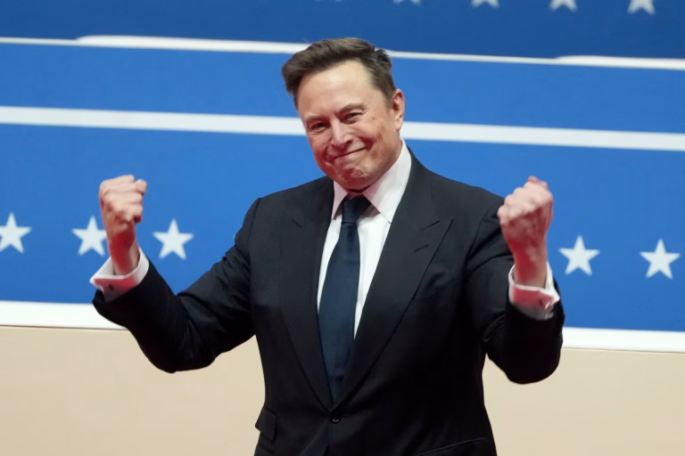 Elon Musk inyecta 276 millones de dólares a grupos republicanos para elecciones en EE.UU.