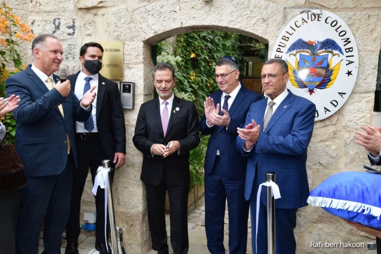Colombia marca hito diplomático al inaugurar su embajada en Jerusalén