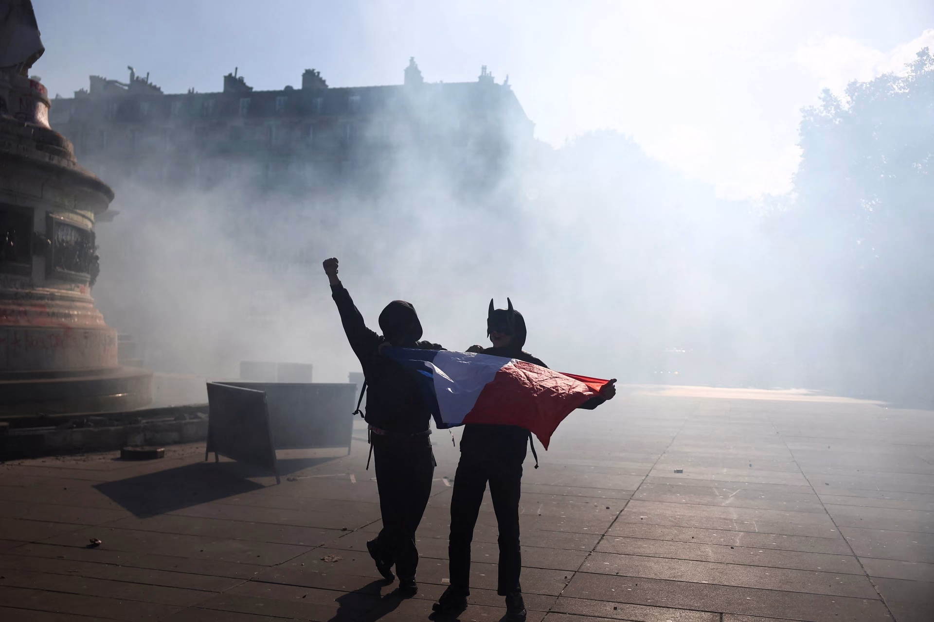 Nuevos disturbios en París: La tensión vuelve a las calles un día después de la revuelta nacional